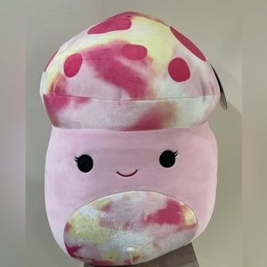 NWT Squishmallows 14 inch Rachel mushroom